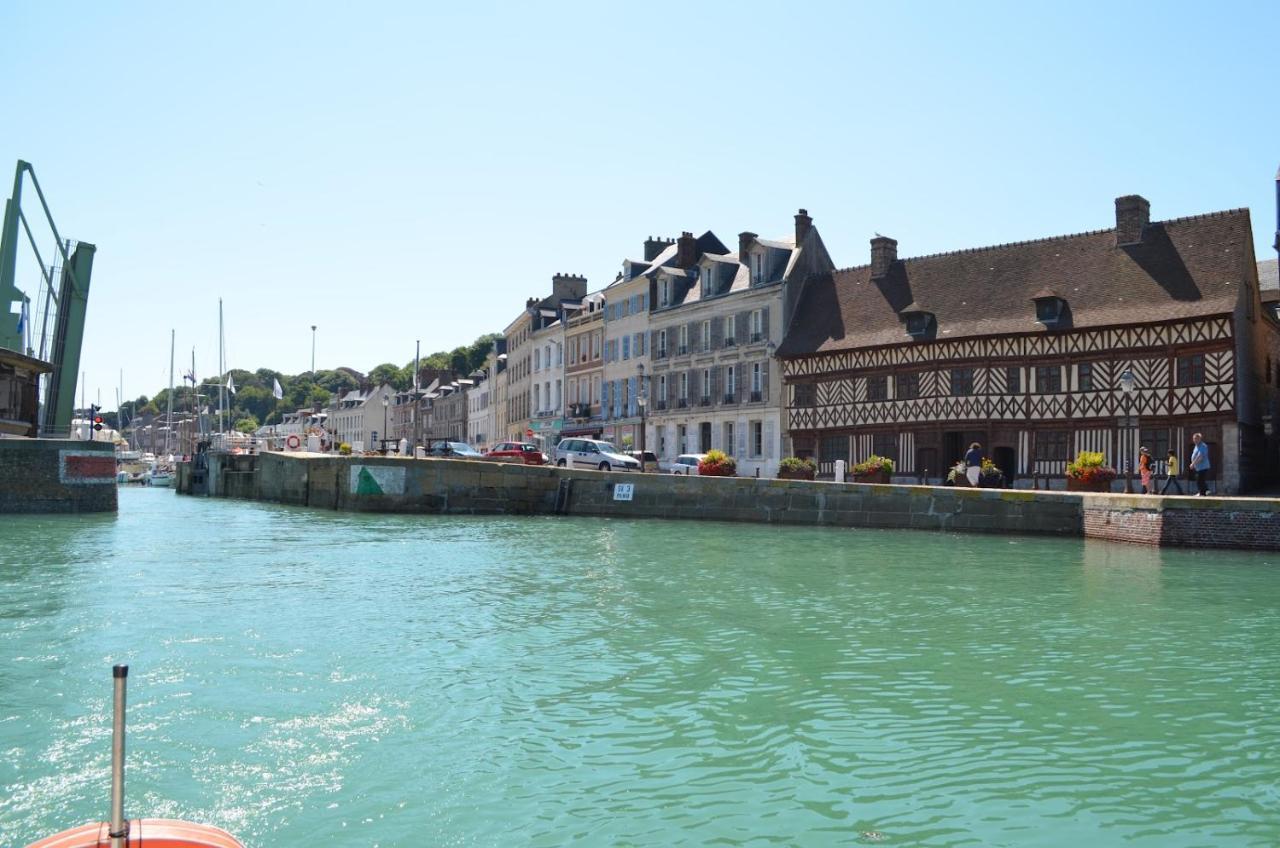 Appartement Le Phare Au Pied Du Port 索姆河畔圣瓦莱里 外观 照片
